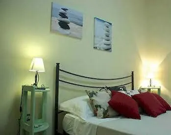 بيت ضيافة Victoria Bed & Breakfast كالياري