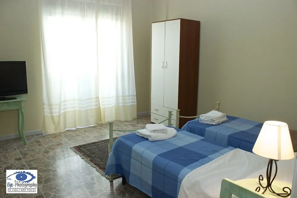 ** بيت ضيافة Victoria Bed & Breakfast كالياري إيطاليا